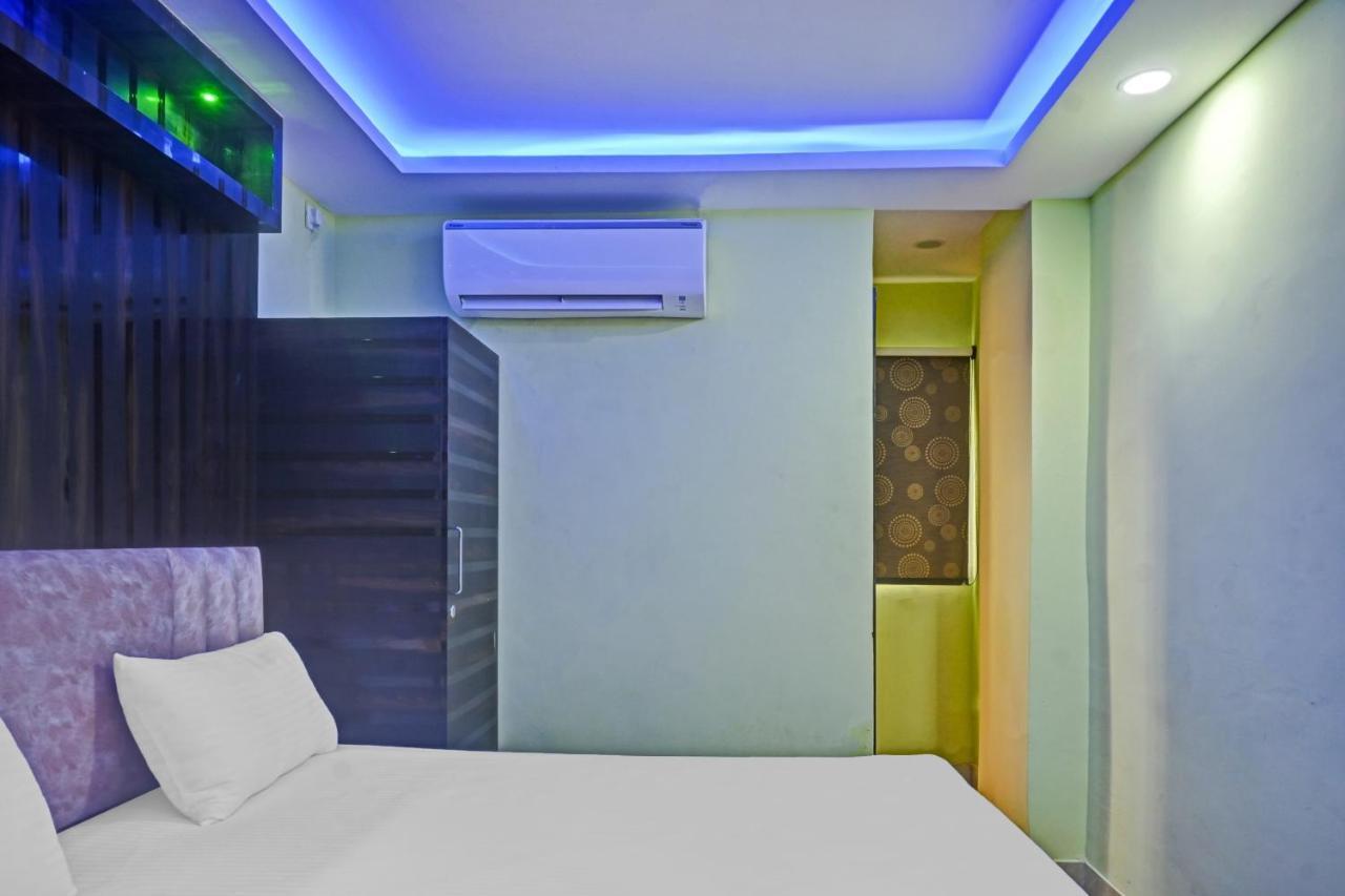 Oyo Tulsi Angan Hotel Danapur Bagian luar foto