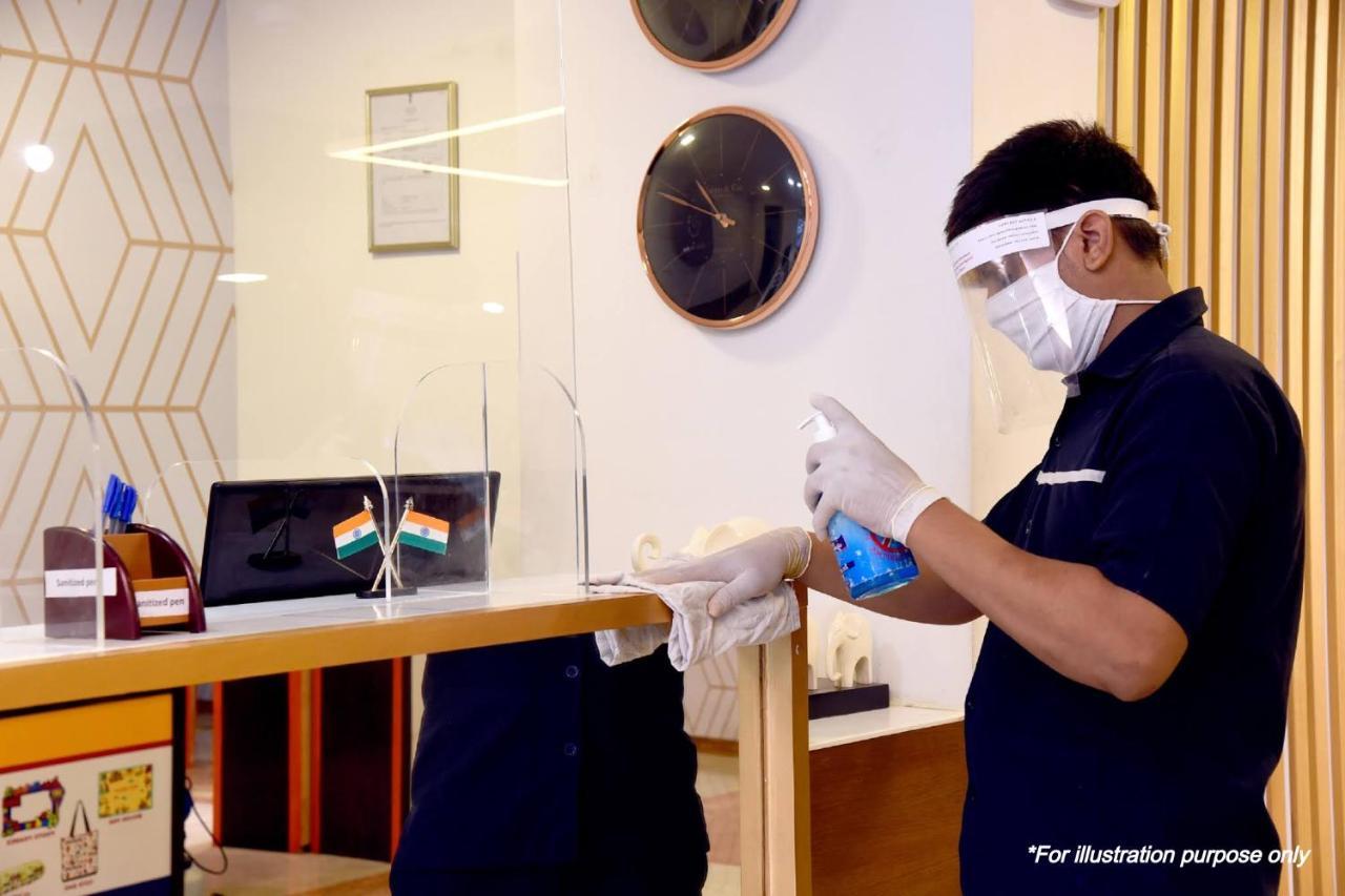 Oyo Tulsi Angan Hotel Danapur Bagian luar foto